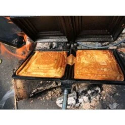 BBQ-Toro Gaufrier Fer à Sandwich Moule Double En Fonte, Noir -Jardin Calme Soldes Magasin 18087581 3