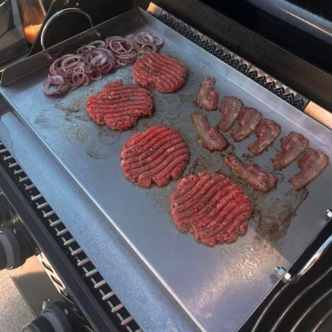 BBQ-Toro Plaque De Grill Universelle En Acier Inoxydable 64 X 40,5 Cm 4 BBQ-Toro Plaque De Grill Universelle En Acier Inoxydable 64 X 40,5 Cm – Image 2