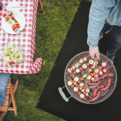 Relaxdays Tapis De Barbecue à Gaz Ou Charbon De Bois, Protection Pour Le Sol, 90 X 120 Cm, Pour Balcon Et Terrasse, Noir -Jardin Calme Soldes Magasin 41821298 5
